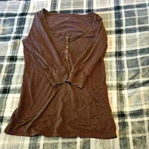 Gap, Women's size medium, brown, half sleeve, scoop neck, blouse